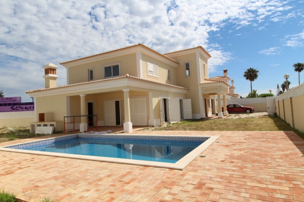 Home_for_sale_in_Albufeira_SMA13406