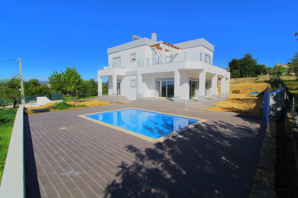 Home_for_sale_in_Albufeira_SMA13627