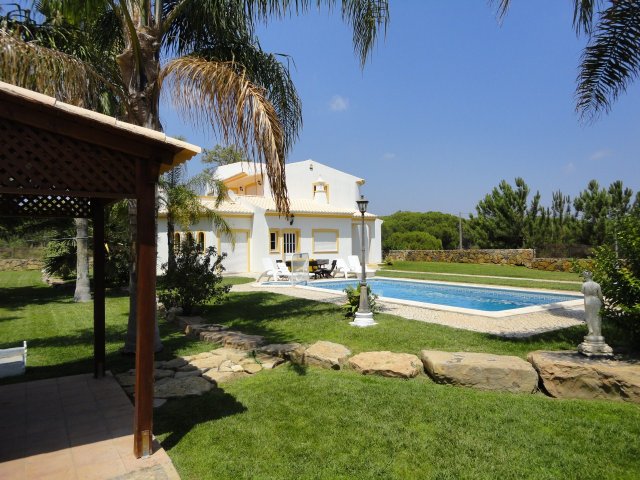 Villa_for_sale_in_Faro_SMA6849