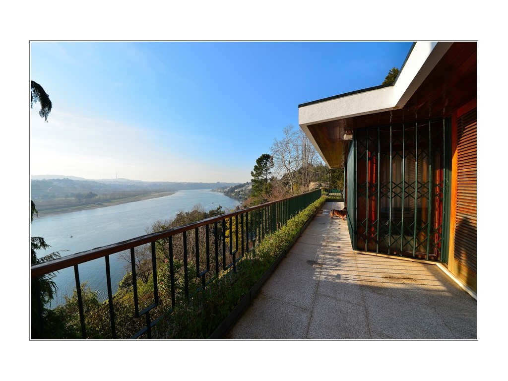 Villa_for_sale_in_Porto_PSE7992